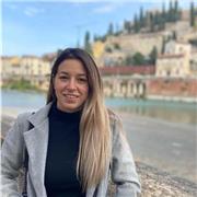 Laureanda in economia; conseguito diploma in relazioni internazionali per il marketing. Offro lezioni/ripetizioni di spagnolo